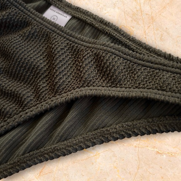 Good American New L/XL Textured Always Fits Bikini Swimsuit Bottom Olive - Picture 4 of 7